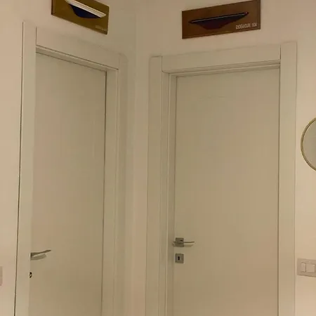 Ferrando Mary House, Le Grazie Nyaraló