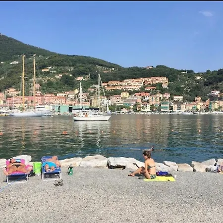 Ferrando Mary House, Le Grazie Portovenere